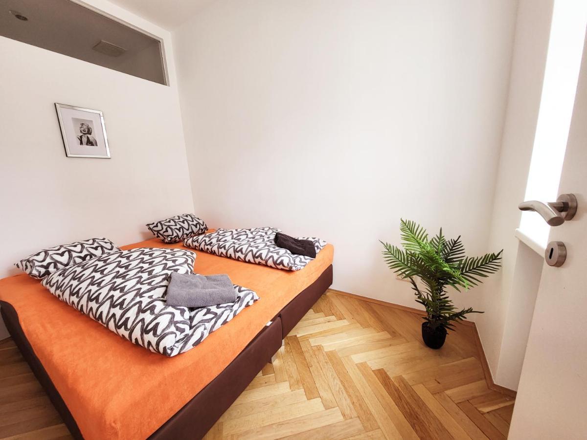 Donaufelder City Apartment Vienna Esterno foto