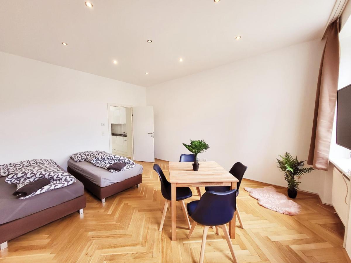 Donaufelder City Apartment Vienna Esterno foto