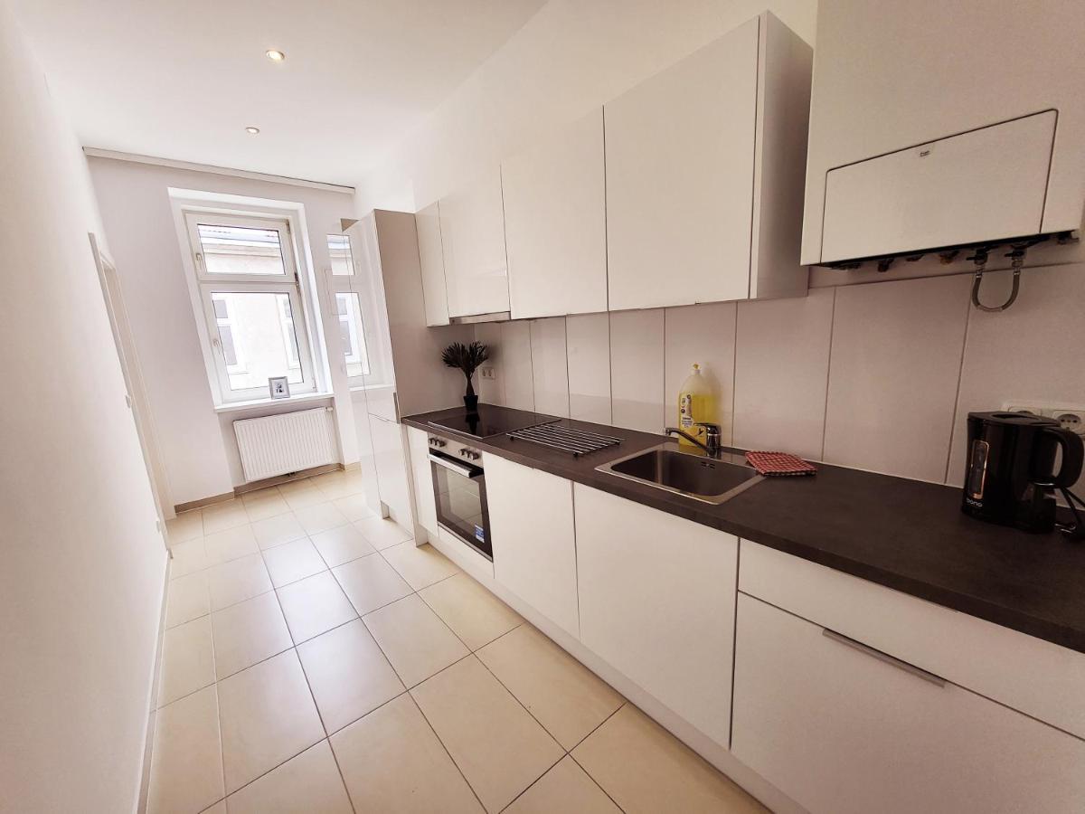Donaufelder City Apartment Vienna Esterno foto