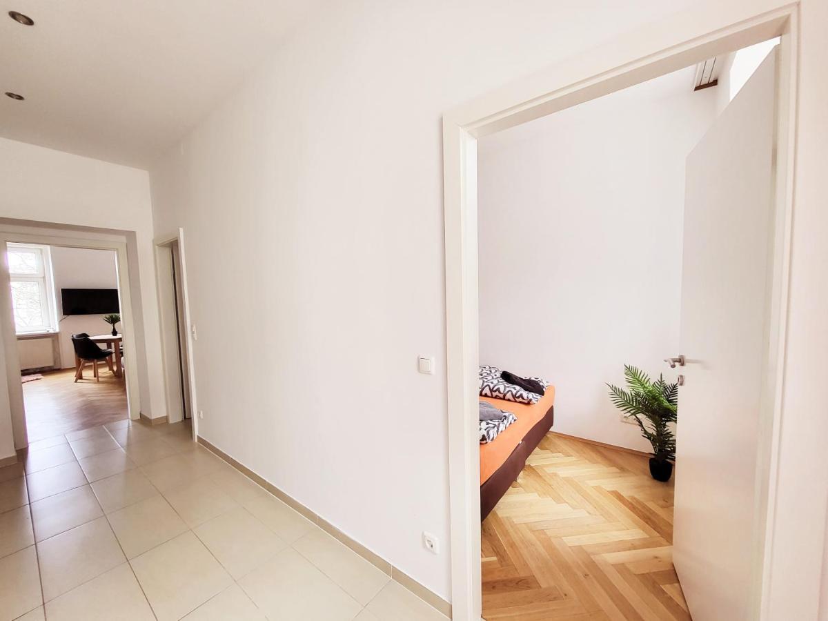 Donaufelder City Apartment Vienna Esterno foto