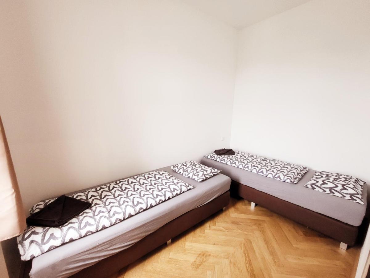 Donaufelder City Apartment Vienna Esterno foto